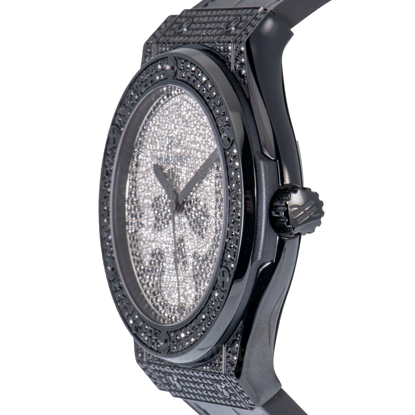 Hublot Classic Fusion Black Skull Full Pave 45mm Mens Watch 511.ND.9100.LR.1700.SKULL