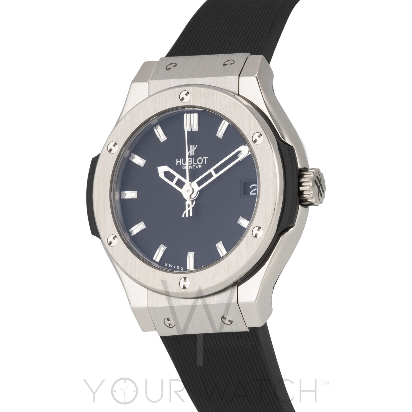 Hublot Classic Fusion Quartz Titanium 33mm Black Dial Ladies Watch 581.NX.1170.RX