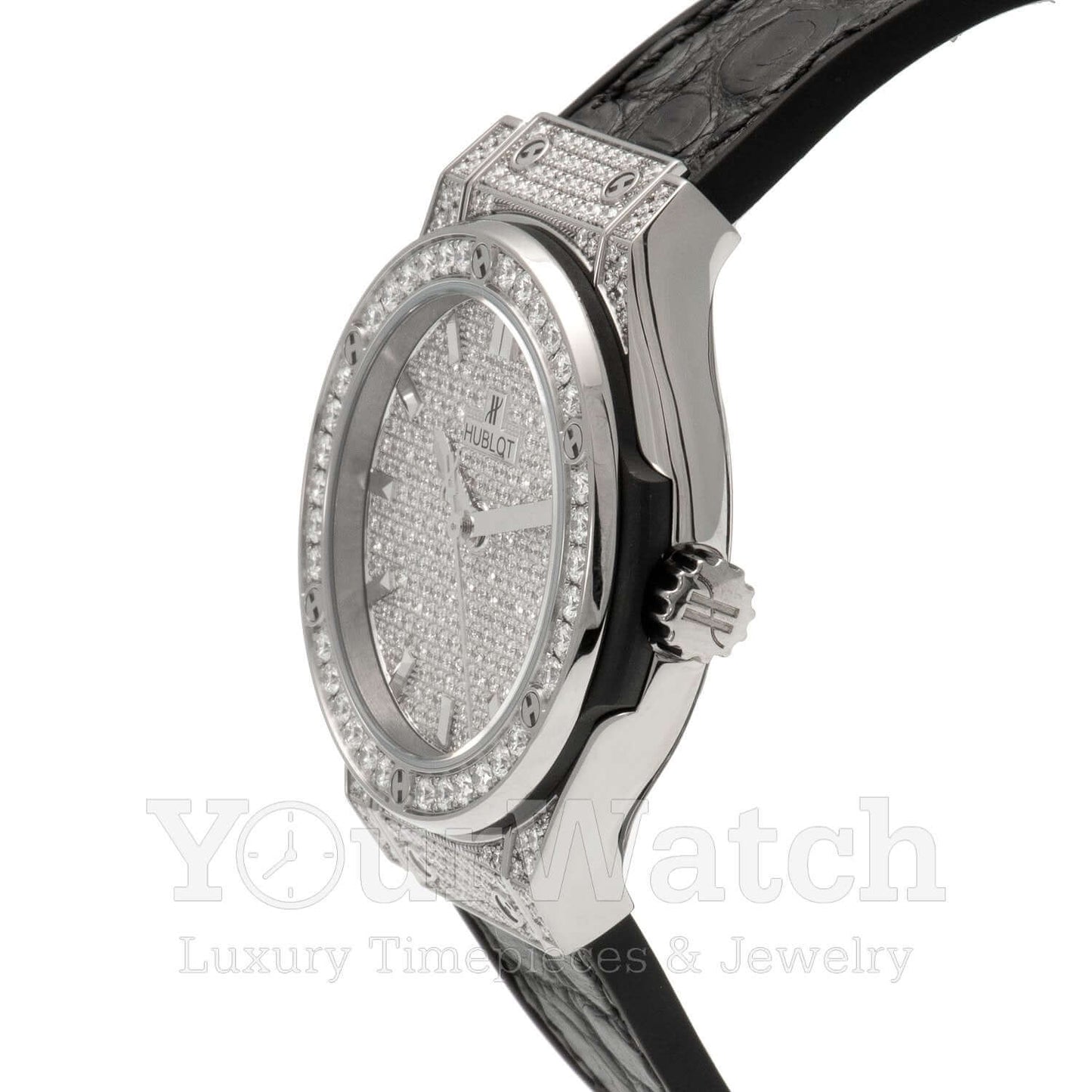 Hublot Classic Fusion Quartz Full Diamond Case 33mm Ladies Watch 581.NX.9010.LR.1704