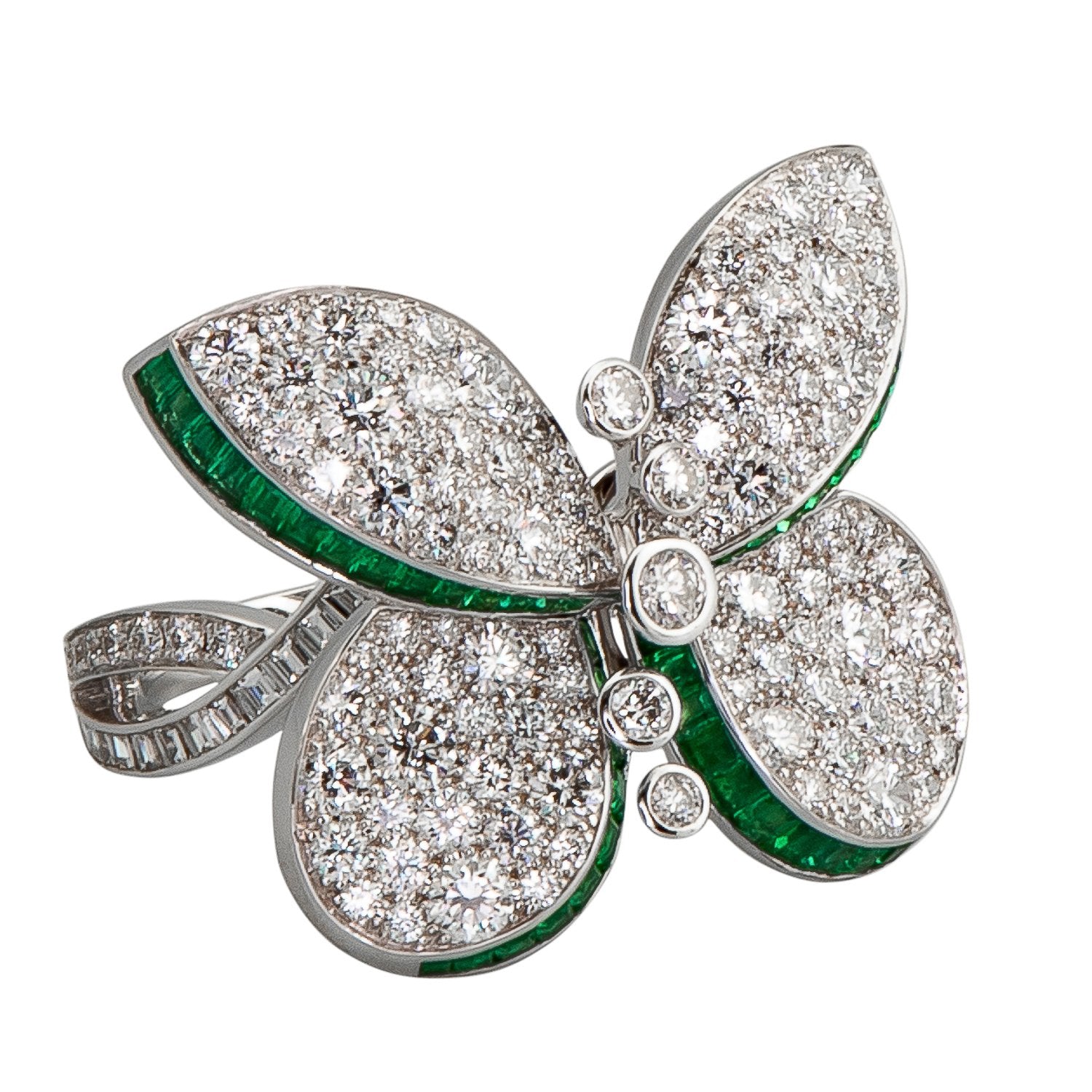 Graff Butterfly Ring with Emeralds And Diamonds